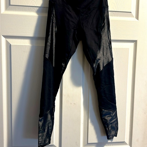 KORAL Activewear Shimmer Moto - Picture 3 of 8